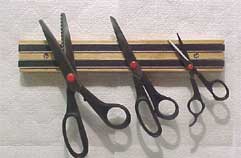 12 in. Magnetic Scissor Rack