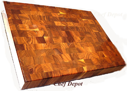 Chop & Serve Round Maple Cutting Board